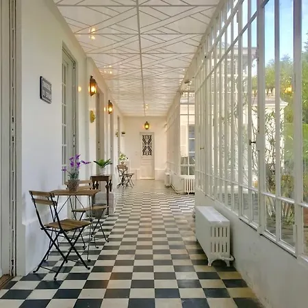 Chateau Larose Villa *