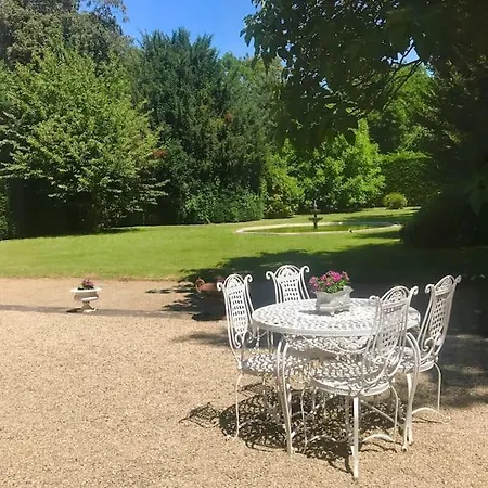 Chateau Larose * Mandres-les-Roses