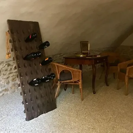 Chateau Larose * Mandres-les-Roses