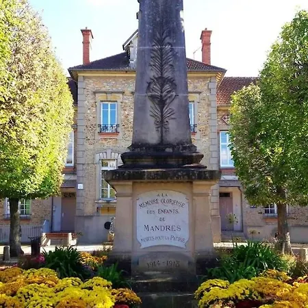Villa Chateau Larose